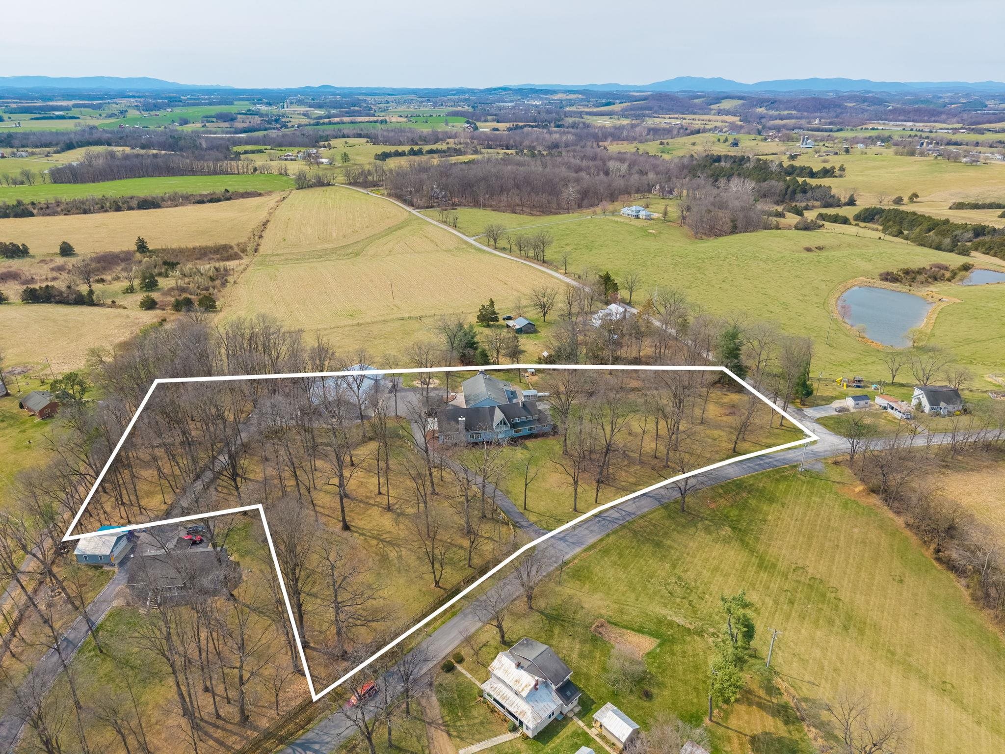 5640 SCOTTS FORD RD, MOUNT CRAWFORD, Virginia 22841, 6 Bedrooms Bedrooms, ,5 BathroomsBathrooms,Residential,5640 SCOTTS FORD RD,674788 MLS # 674788