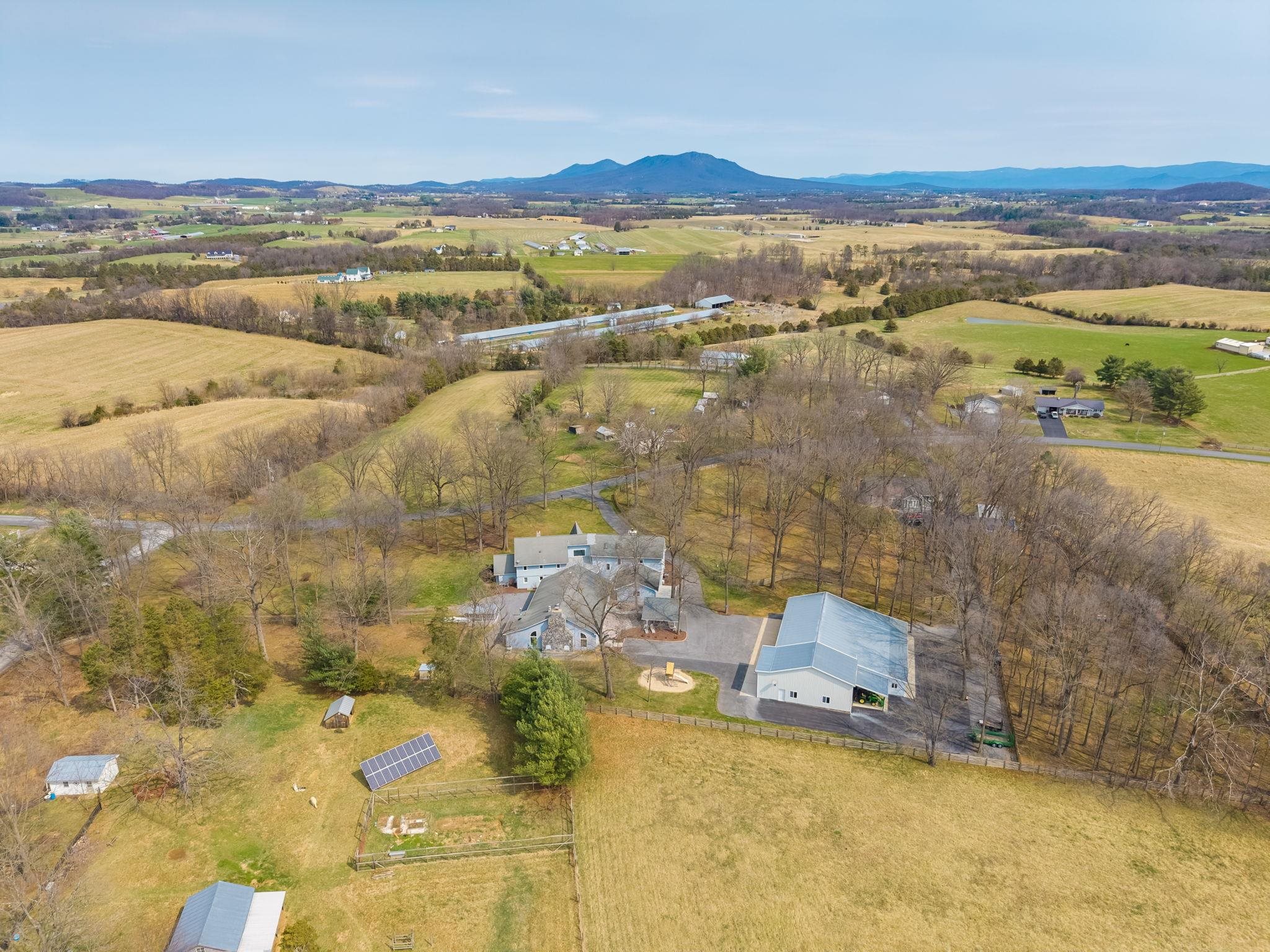 5640 SCOTTS FORD RD, MOUNT CRAWFORD, Virginia 22841, 6 Bedrooms Bedrooms, ,5 BathroomsBathrooms,Residential,5640 SCOTTS FORD RD,674788 MLS # 674788