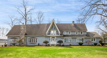 5640 SCOTTS FORD RD, MOUNT CRAWFORD, Virginia 22841, 6 Bedrooms Bedrooms, ,5 BathroomsBathrooms,Residential,5640 SCOTTS FORD RD,674788 MLS # 674788