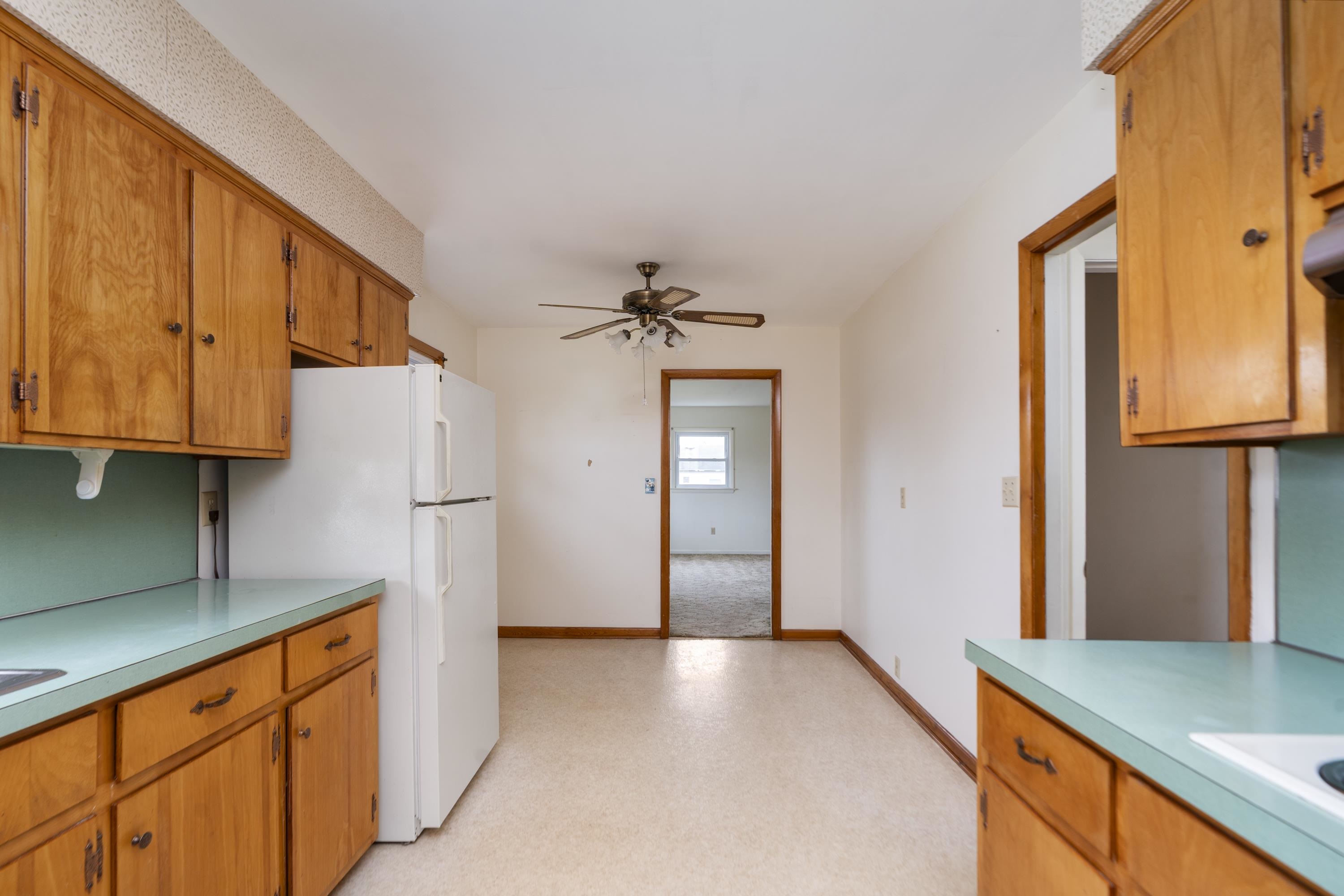 208 GEORGE ST, STAUNTON, Virginia 24401, 3 Bedrooms Bedrooms, ,1 BathroomBathrooms,Residential,208 GEORGE ST,674800 MLS # 674800