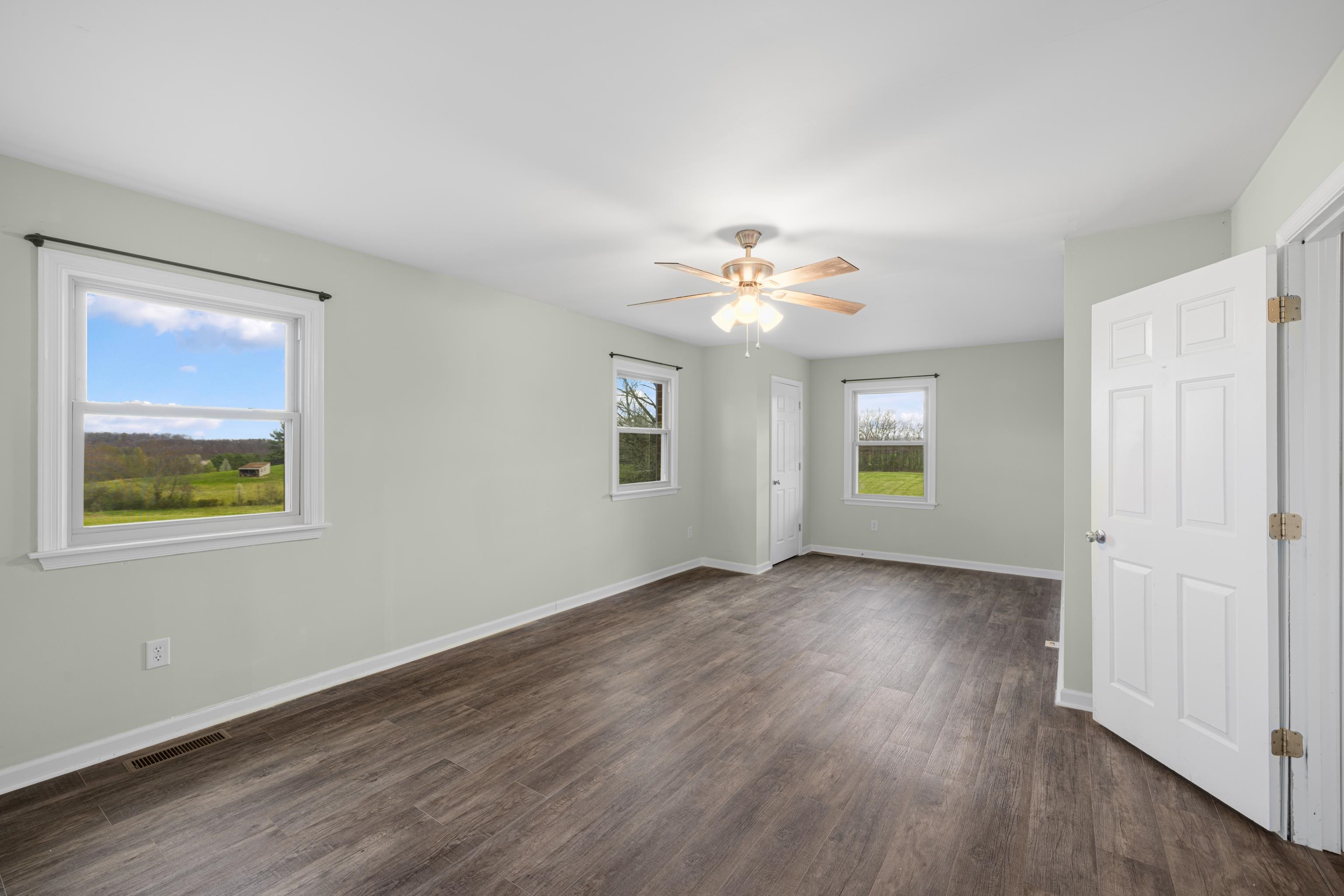 41 LAST RAID LN, SWOOPE, Virginia 24479, 4 Bedrooms Bedrooms, ,3 BathroomsBathrooms,Residential,41 LAST RAID LN,674802 MLS # 674802