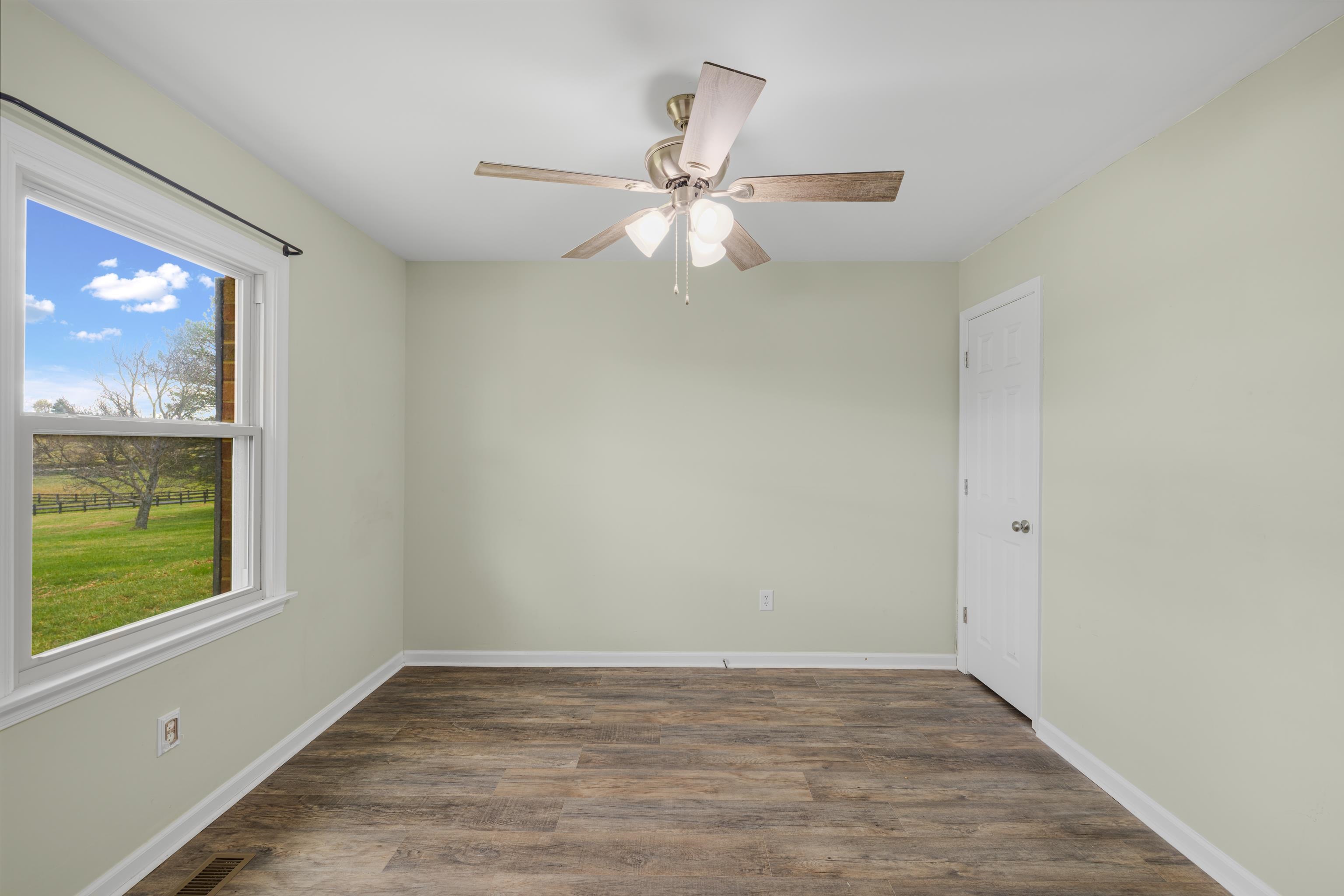 41 LAST RAID LN, SWOOPE, Virginia 24479, 4 Bedrooms Bedrooms, ,3 BathroomsBathrooms,Residential,41 LAST RAID LN,674802 MLS # 674802