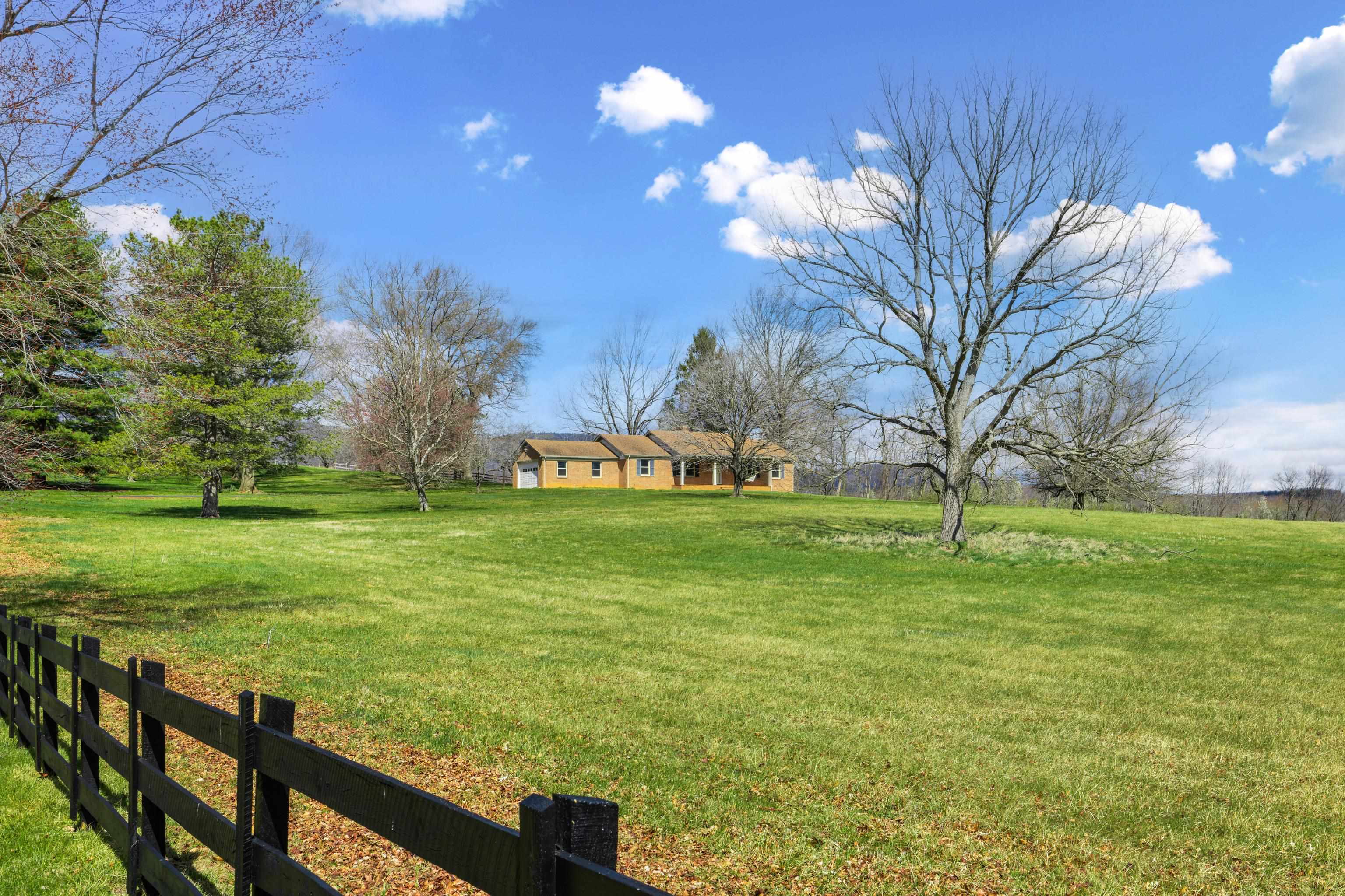 41 LAST RAID LN, SWOOPE, Virginia 24479, 4 Bedrooms Bedrooms, ,3 BathroomsBathrooms,Residential,41 LAST RAID LN,674802 MLS # 674802