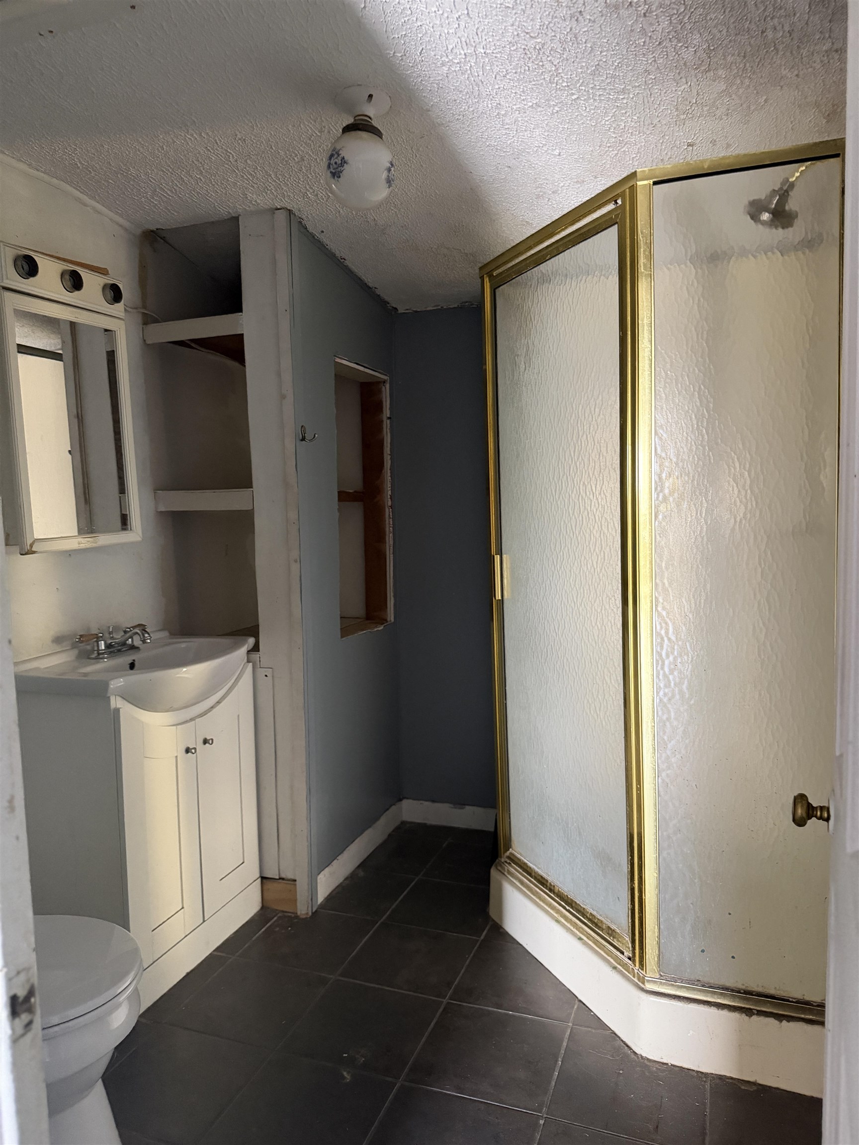 166 STRAITH ST, STAUNTON, Virginia 24401, 3 Bedrooms Bedrooms, ,1 BathroomBathrooms,Residential,166 STRAITH ST,674821 MLS # 674821