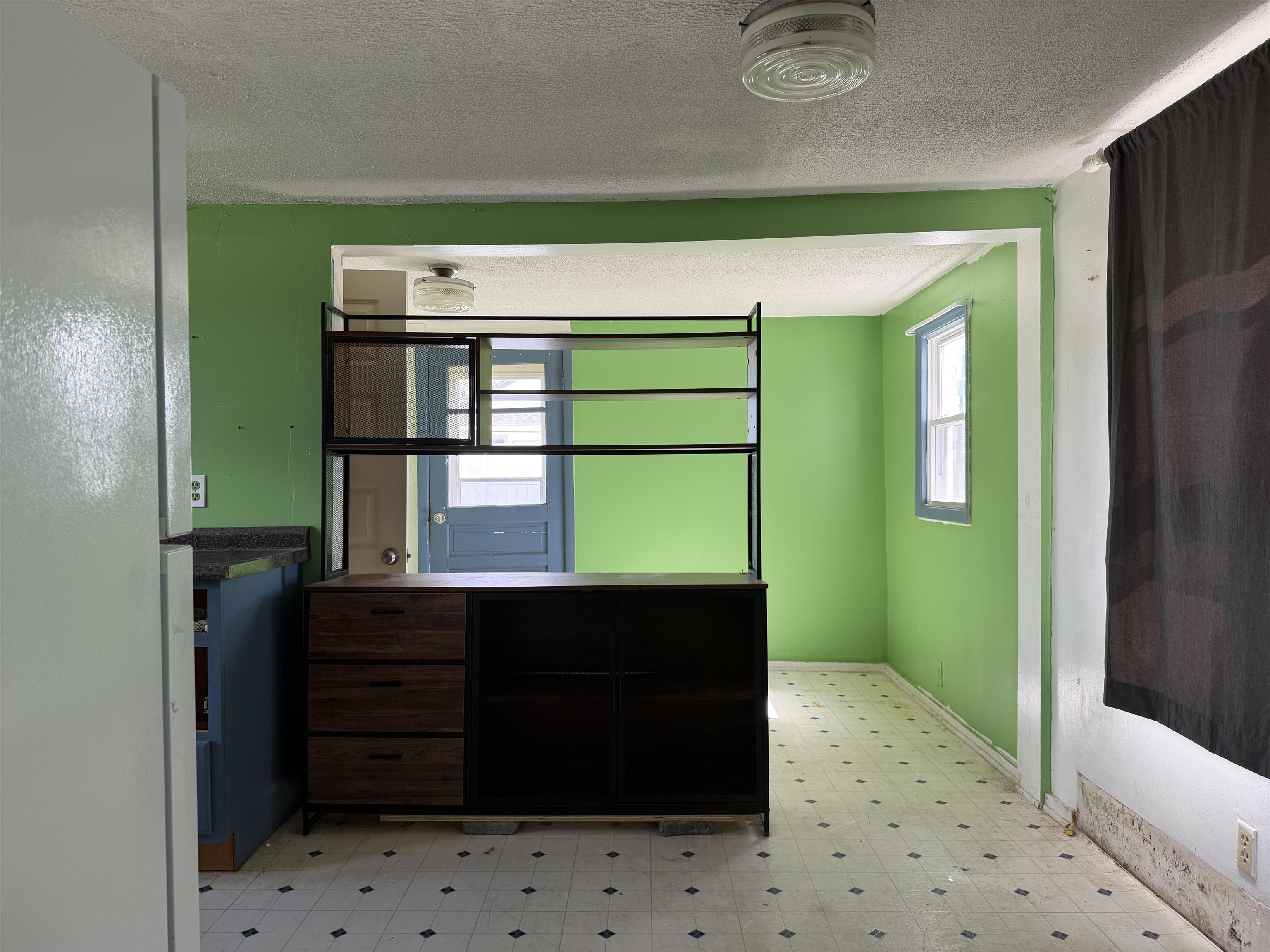 166 STRAITH ST, STAUNTON, Virginia 24401, 3 Bedrooms Bedrooms, ,1 BathroomBathrooms,Residential,166 STRAITH ST,674821 MLS # 674821