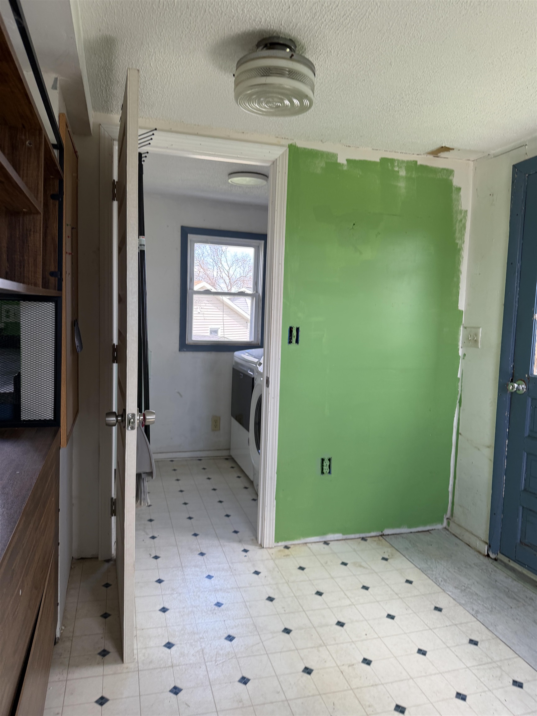 166 STRAITH ST, STAUNTON, Virginia 24401, 3 Bedrooms Bedrooms, ,1 BathroomBathrooms,Residential,166 STRAITH ST,674821 MLS # 674821