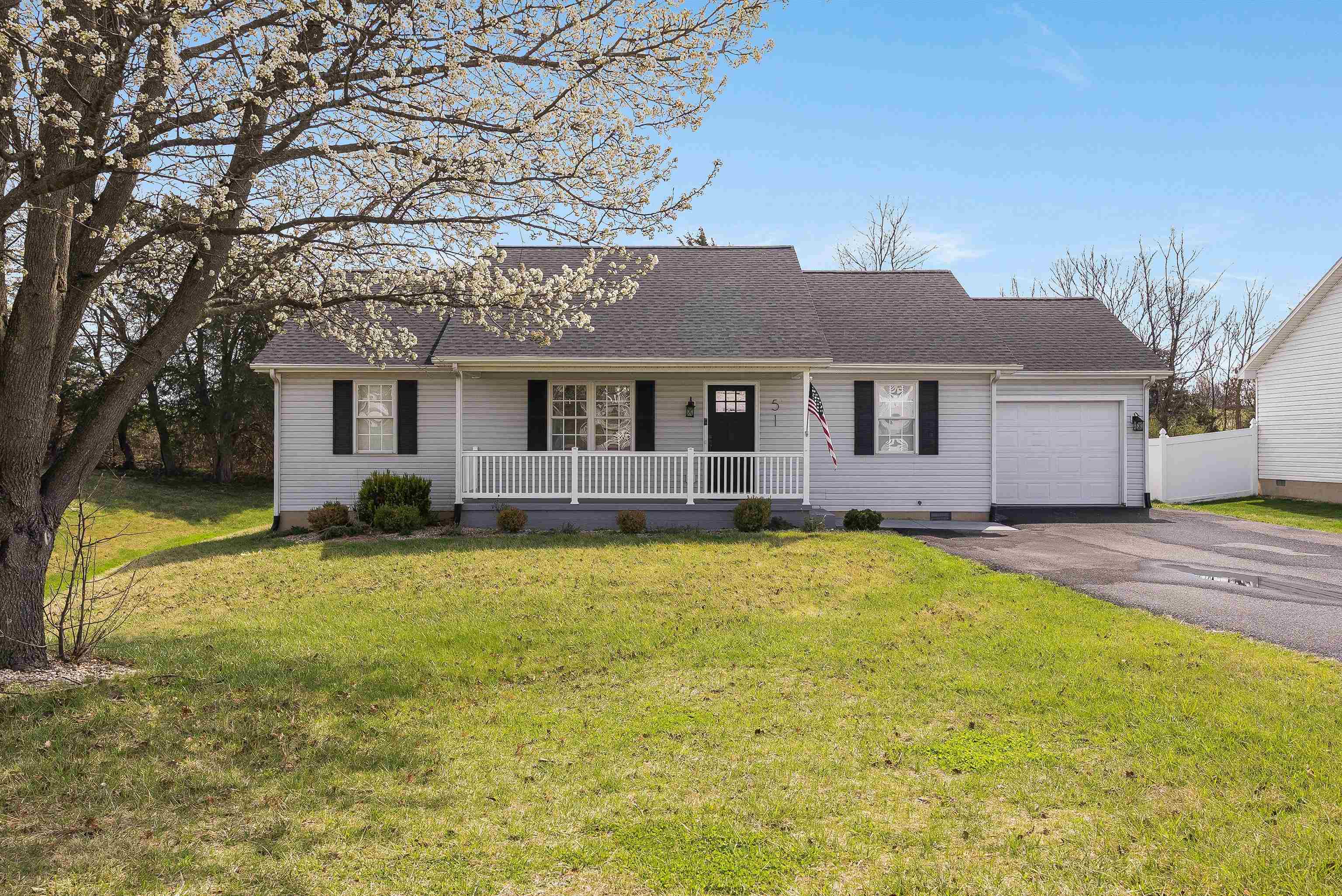 51 FALCON LN, WEYERS CAVE, Virginia 24486, 3 Bedrooms Bedrooms, ,2 BathroomsBathrooms,Residential,51 FALCON LN,674838 MLS # 674838