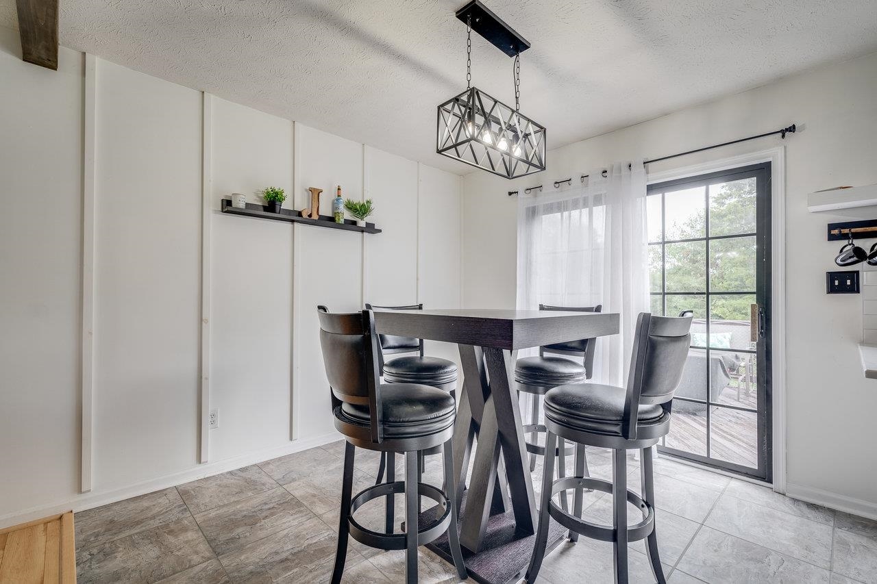 51 FALCON LN, WEYERS CAVE, Virginia 24486, 3 Bedrooms Bedrooms, ,2 BathroomsBathrooms,Residential,51 FALCON LN,674838 MLS # 674838