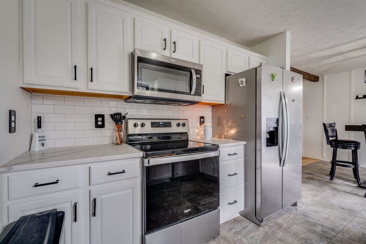 51 FALCON LN, WEYERS CAVE, Virginia 24486, 3 Bedrooms Bedrooms, ,2 BathroomsBathrooms,Residential,51 FALCON LN,674838 MLS # 674838