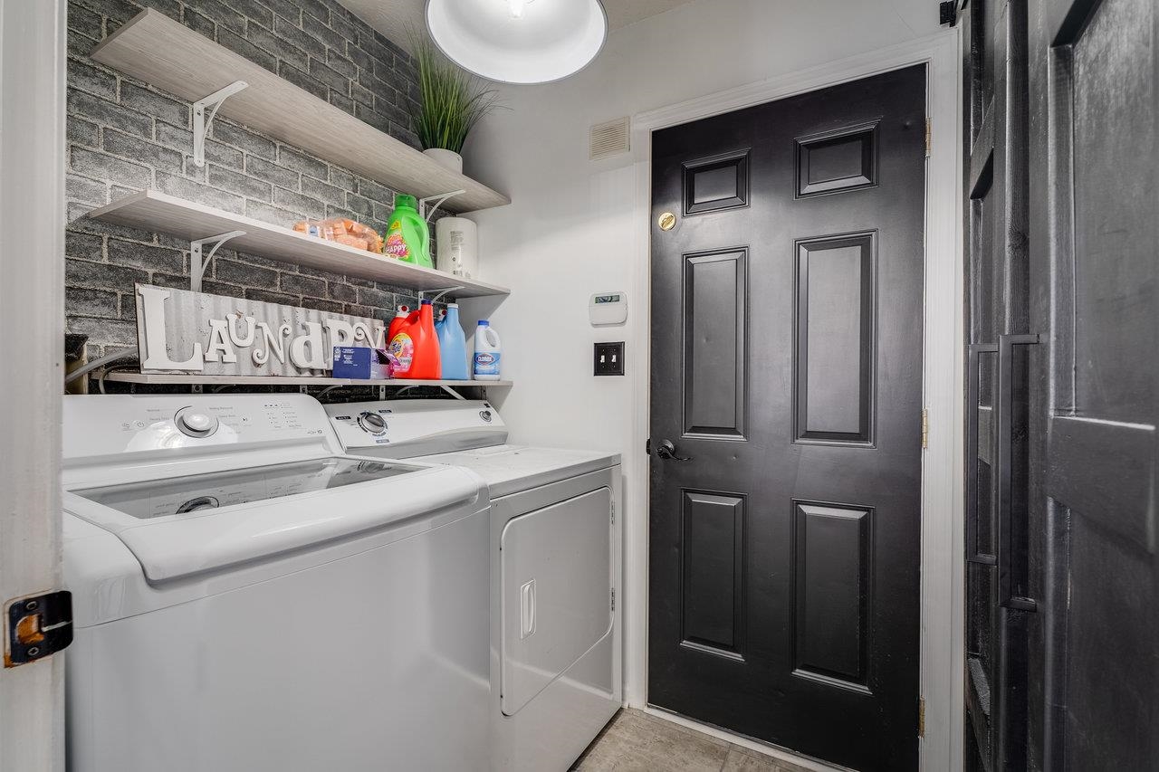 51 FALCON LN, WEYERS CAVE, Virginia 24486, 3 Bedrooms Bedrooms, ,2 BathroomsBathrooms,Residential,51 FALCON LN,674838 MLS # 674838