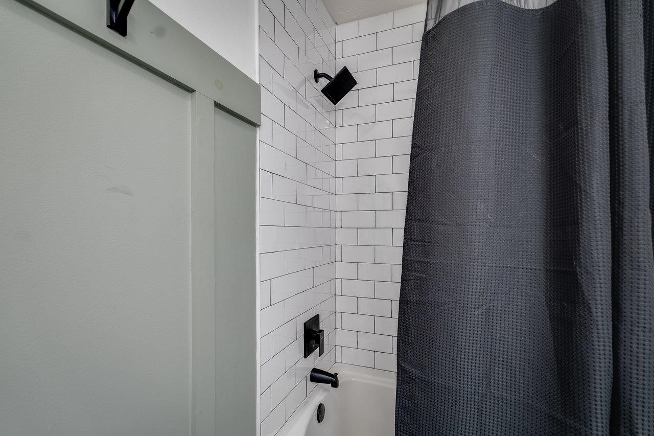 51 FALCON LN, WEYERS CAVE, Virginia 24486, 3 Bedrooms Bedrooms, ,2 BathroomsBathrooms,Residential,51 FALCON LN,674838 MLS # 674838