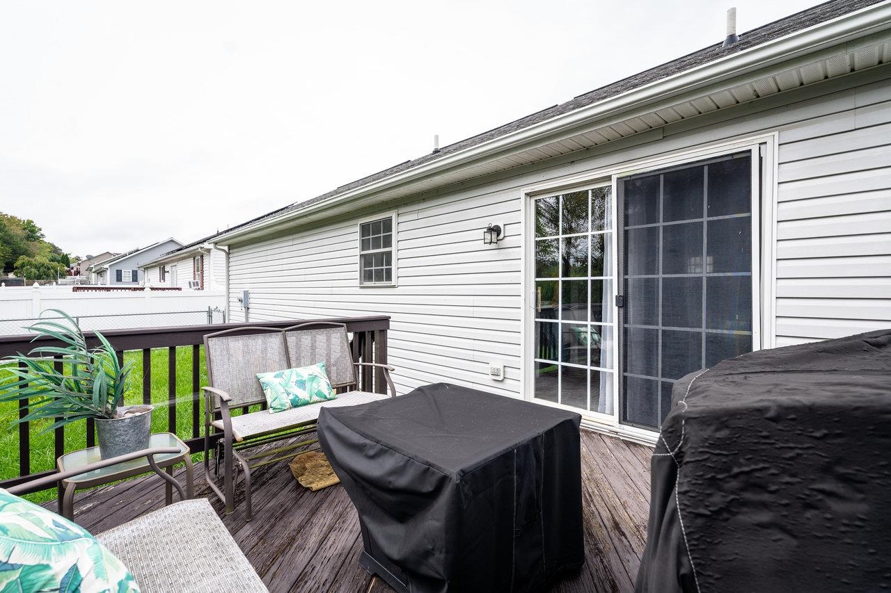 51 FALCON LN, WEYERS CAVE, Virginia 24486, 3 Bedrooms Bedrooms, ,2 BathroomsBathrooms,Residential,51 FALCON LN,674838 MLS # 674838