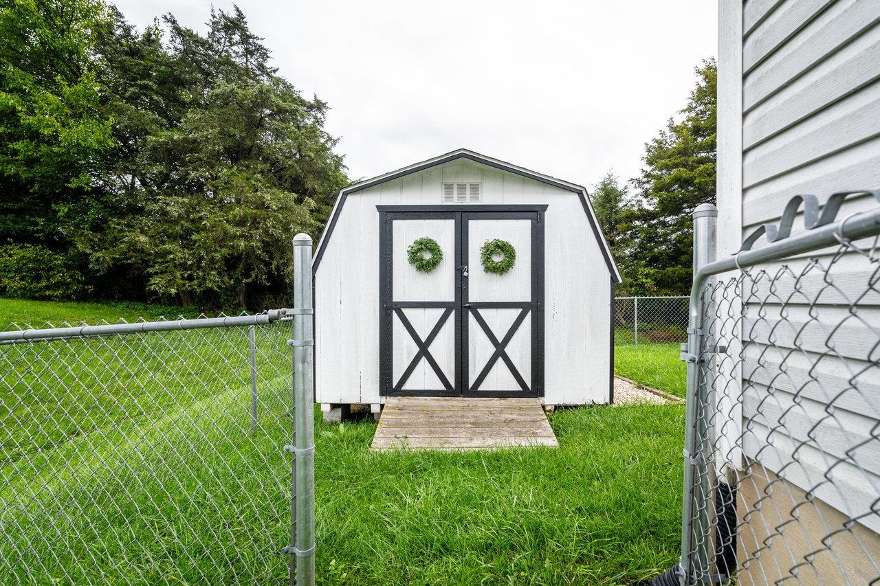 51 FALCON LN, WEYERS CAVE, Virginia 24486, 3 Bedrooms Bedrooms, ,2 BathroomsBathrooms,Residential,51 FALCON LN,674838 MLS # 674838