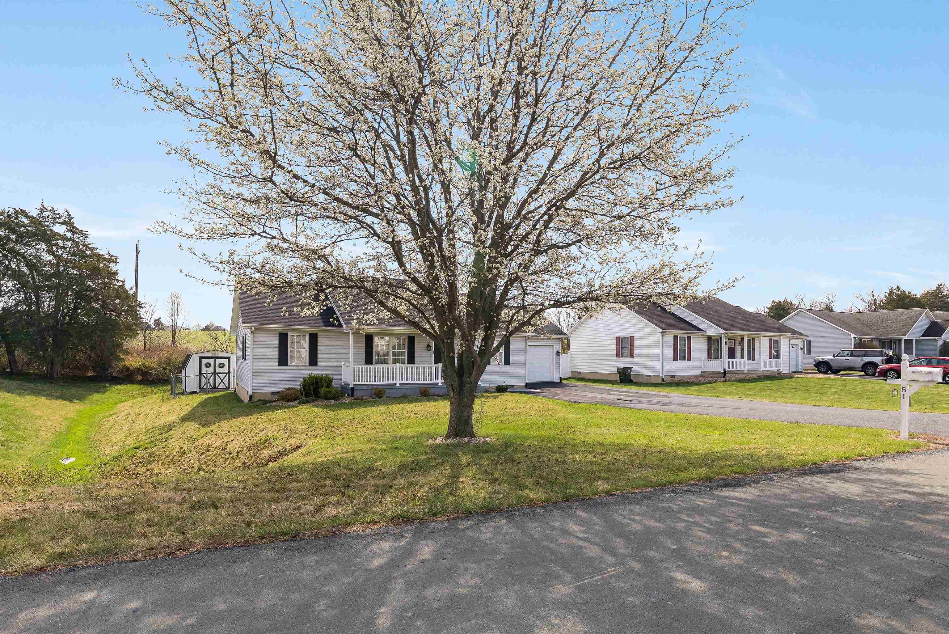 51 FALCON LN, WEYERS CAVE, Virginia 24486, 3 Bedrooms Bedrooms, ,2 BathroomsBathrooms,Residential,51 FALCON LN,674838 MLS # 674838