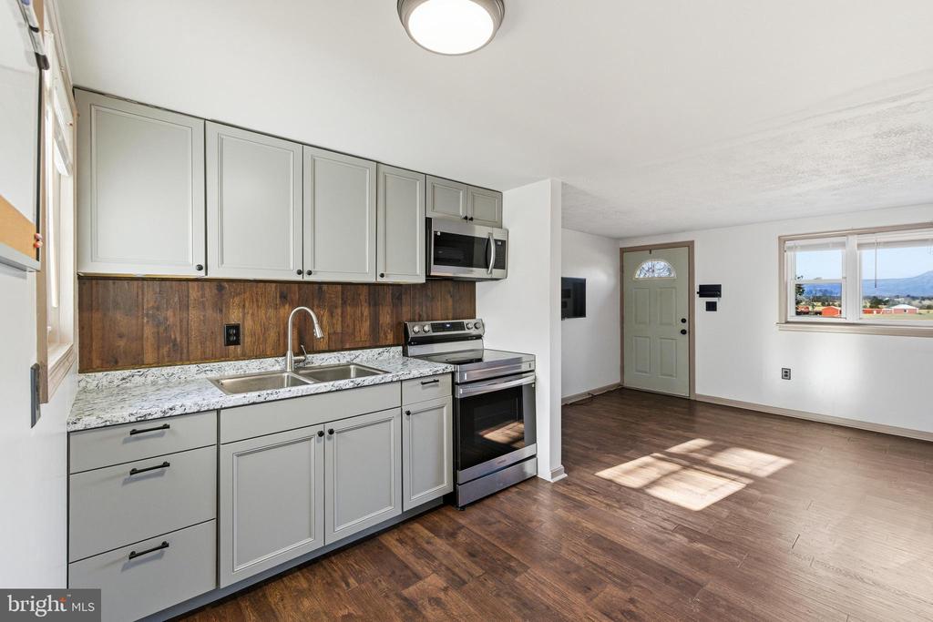 1553 REDMAN STORE RD, LURAY, Virginia 22835, 2 Bedrooms Bedrooms, ,1 BathroomBathrooms,Residential,1553 REDMAN STORE RD,VAPA2006006 MLS # VAPA2006006