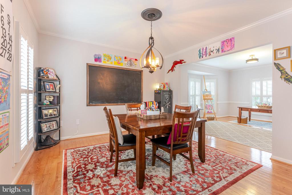 8007 PEMBROKE CIR, SPOTSYLVANIA, Virginia 22551, 4 Bedrooms Bedrooms, ,3 BathroomsBathrooms,Residential,8007 PEMBROKE CIR,VASP2038934 MLS # VASP2038934