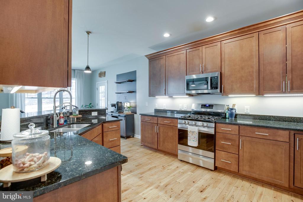 10137 LAKE CREST PL, CULPEPER, Virginia 22701, 4 Bedrooms Bedrooms, ,3 BathroomsBathrooms,Residential,10137 LAKE CREST PL,VACU2012974 MLS # VACU2012974