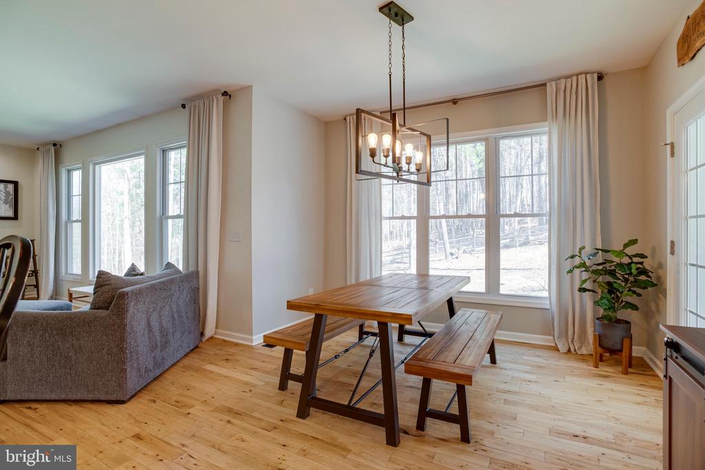 10137 LAKE CREST PL, CULPEPER, Virginia 22701, 4 Bedrooms Bedrooms, ,3 BathroomsBathrooms,Residential,10137 LAKE CREST PL,VACU2012974 MLS # VACU2012974