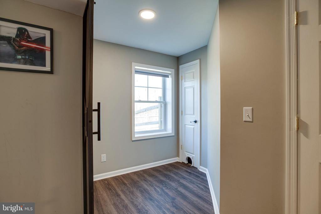 10137 LAKE CREST PL, CULPEPER, Virginia 22701, 4 Bedrooms Bedrooms, ,3 BathroomsBathrooms,Residential,10137 LAKE CREST PL,VACU2012974 MLS # VACU2012974