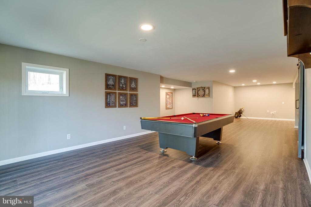 10137 LAKE CREST PL, CULPEPER, Virginia 22701, 4 Bedrooms Bedrooms, ,3 BathroomsBathrooms,Residential,10137 LAKE CREST PL,VACU2012974 MLS # VACU2012974