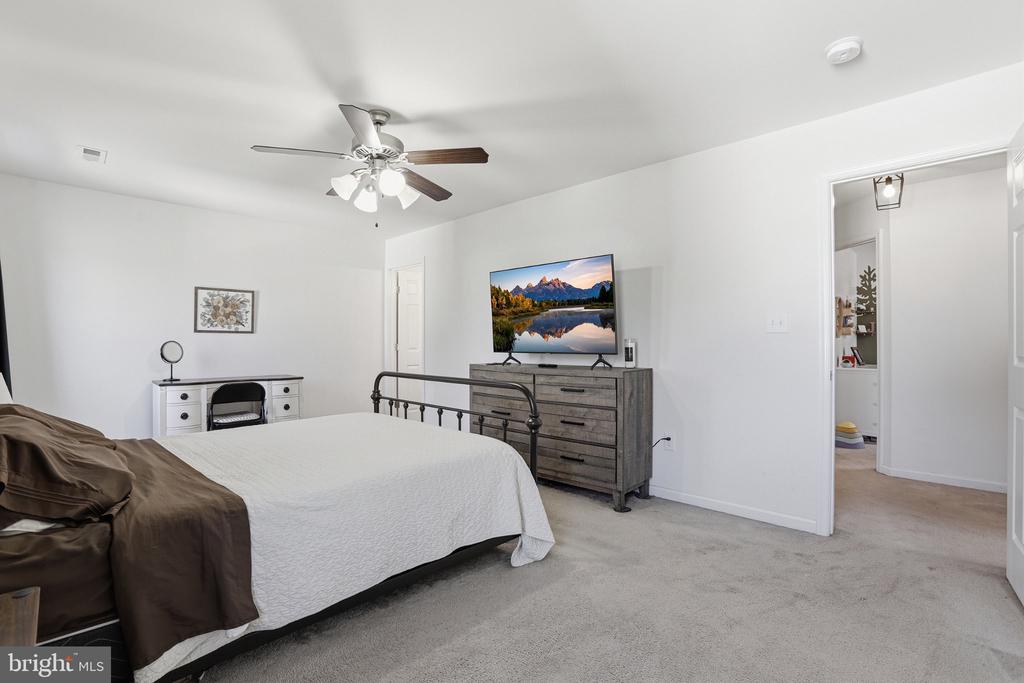 109 SPOTSLEE DR, SPOTSYLVANIA, Virginia 22551, 3 Bedrooms Bedrooms, ,2 BathroomsBathrooms,Residential,109 SPOTSLEE DR,VASP2040070 MLS # VASP2040070