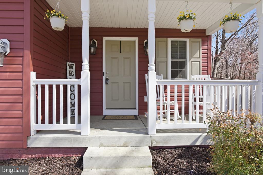 109 SPOTSLEE DR, SPOTSYLVANIA, Virginia 22551, 3 Bedrooms Bedrooms, ,2 BathroomsBathrooms,Residential,109 SPOTSLEE DR,VASP2040070 MLS # VASP2040070