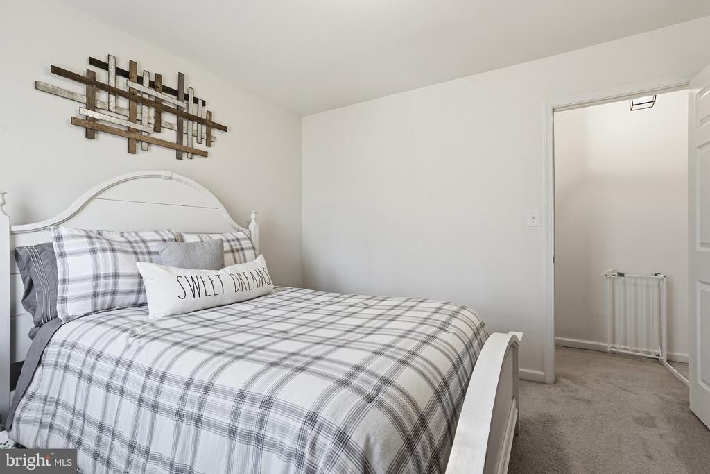 109 SPOTSLEE DR, SPOTSYLVANIA, Virginia 22551, 3 Bedrooms Bedrooms, ,2 BathroomsBathrooms,Residential,109 SPOTSLEE DR,VASP2040070 MLS # VASP2040070