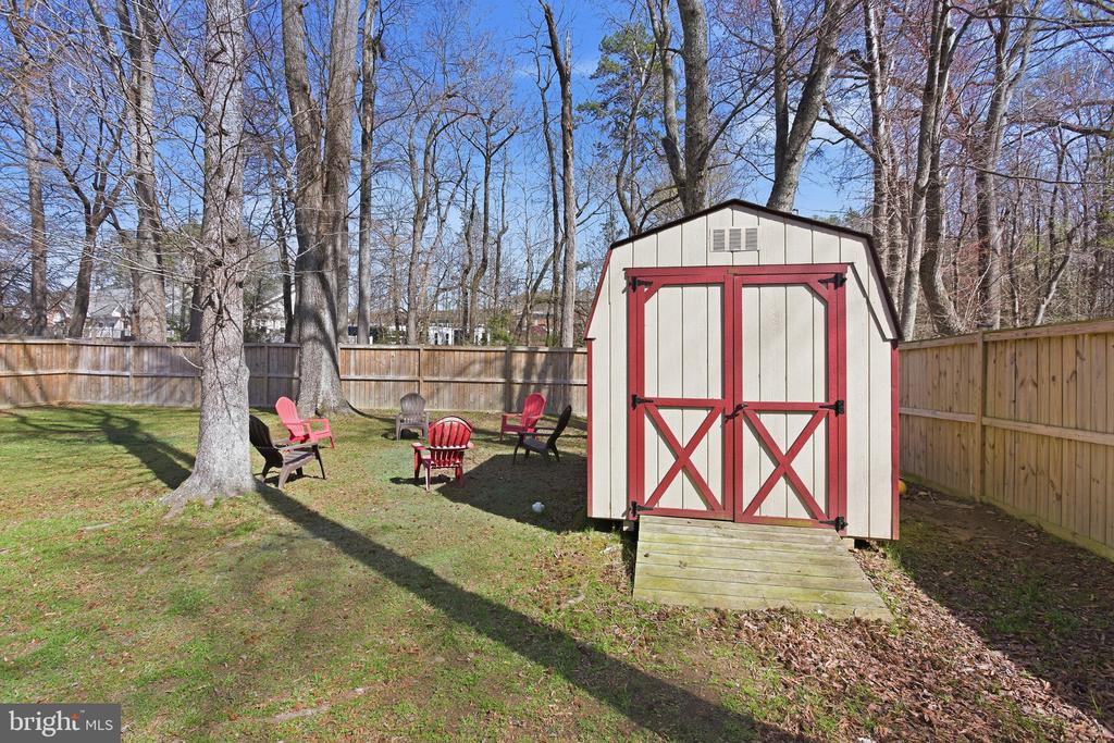 109 SPOTSLEE DR, SPOTSYLVANIA, Virginia 22551, 3 Bedrooms Bedrooms, ,2 BathroomsBathrooms,Residential,109 SPOTSLEE DR,VASP2040070 MLS # VASP2040070