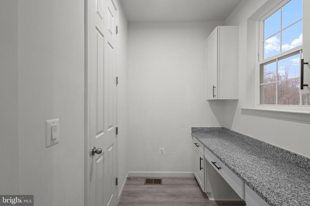 11520 BLUESTEM WAY, FREDERICKSBURG, Virginia 22407, 3 Bedrooms Bedrooms, ,2 BathroomsBathrooms,Residential,11520 BLUESTEM WAY,VASP2040116 MLS # VASP2040116