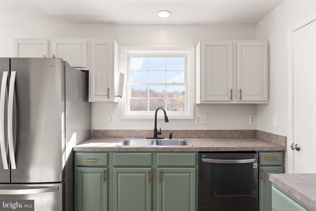 9315 STONEGATE LN, RHOADESVILLE, Virginia 22542, 3 Bedrooms Bedrooms, ,2 BathroomsBathrooms,Residential,9315 STONEGATE LN,VAOR2013496 MLS # VAOR2013496 9315 STONEGATE LN, RHOADESVILLE, Virginia 22542, 3 Bedrooms Bedrooms, ,2 BathroomsBathrooms,Residential,9315 STONEGATE LN,VAOR2013496 MLS # VAOR2013496