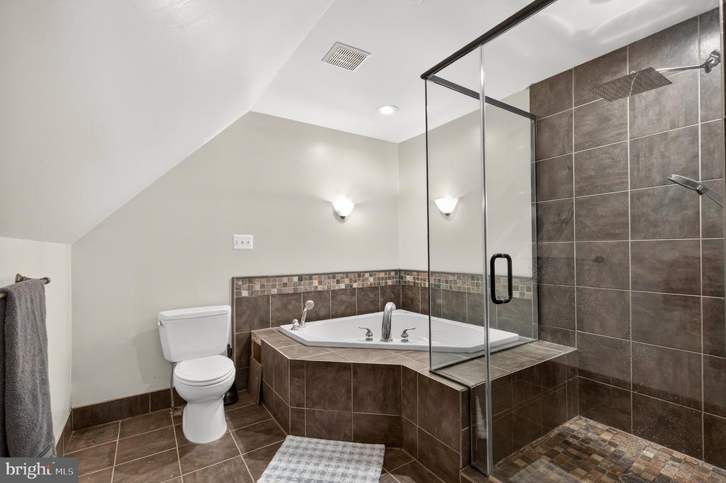 7460 KEITH RD, WARRENTON, Virginia 20186, 4 Bedrooms Bedrooms, ,2 BathroomsBathrooms,Residential,7460 KEITH RD,VAFQ2020992 MLS # VAFQ2020992