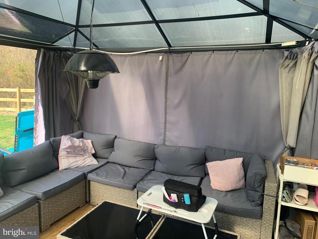 21538 MT PONY RD, CULPEPER, Virginia 22701, 2 Bedrooms Bedrooms, ,1 BathroomBathrooms,Residential,21538 MT PONY RD,VACU2012440 MLS # VACU2012440