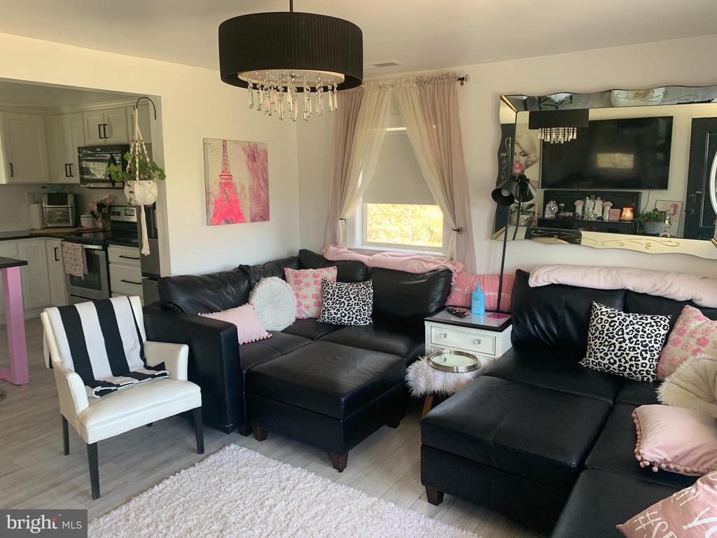 21538 MT PONY RD, CULPEPER, Virginia 22701, 2 Bedrooms Bedrooms, ,1 BathroomBathrooms,Residential,21538 MT PONY RD,VACU2012440 MLS # VACU2012440