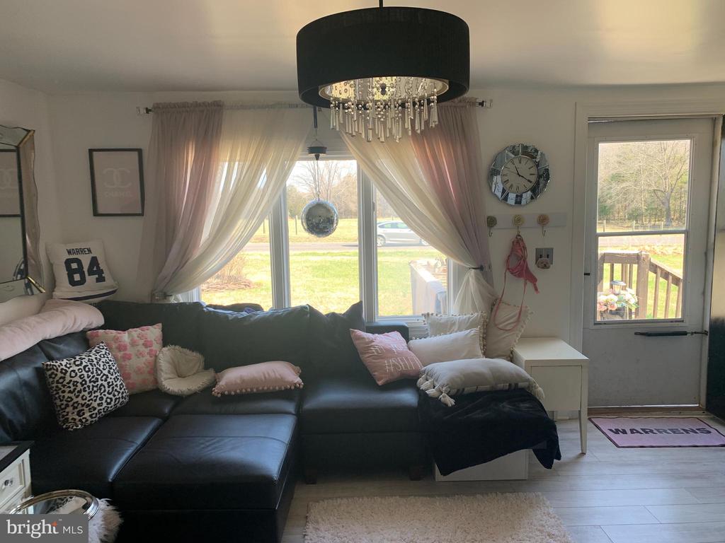 21538 MT PONY RD, CULPEPER, Virginia 22701, 2 Bedrooms Bedrooms, ,1 BathroomBathrooms,Residential,21538 MT PONY RD,VACU2012440 MLS # VACU2012440