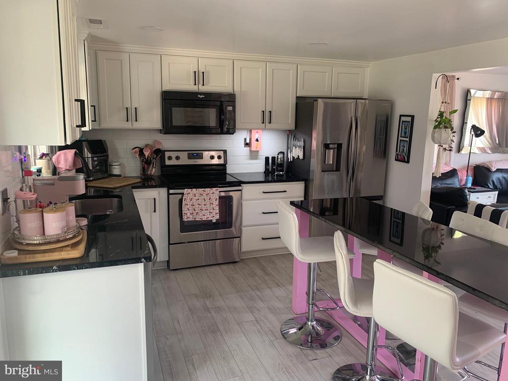 21538 MT PONY RD, CULPEPER, Virginia 22701, 2 Bedrooms Bedrooms, ,1 BathroomBathrooms,Residential,21538 MT PONY RD,VACU2012440 MLS # VACU2012440