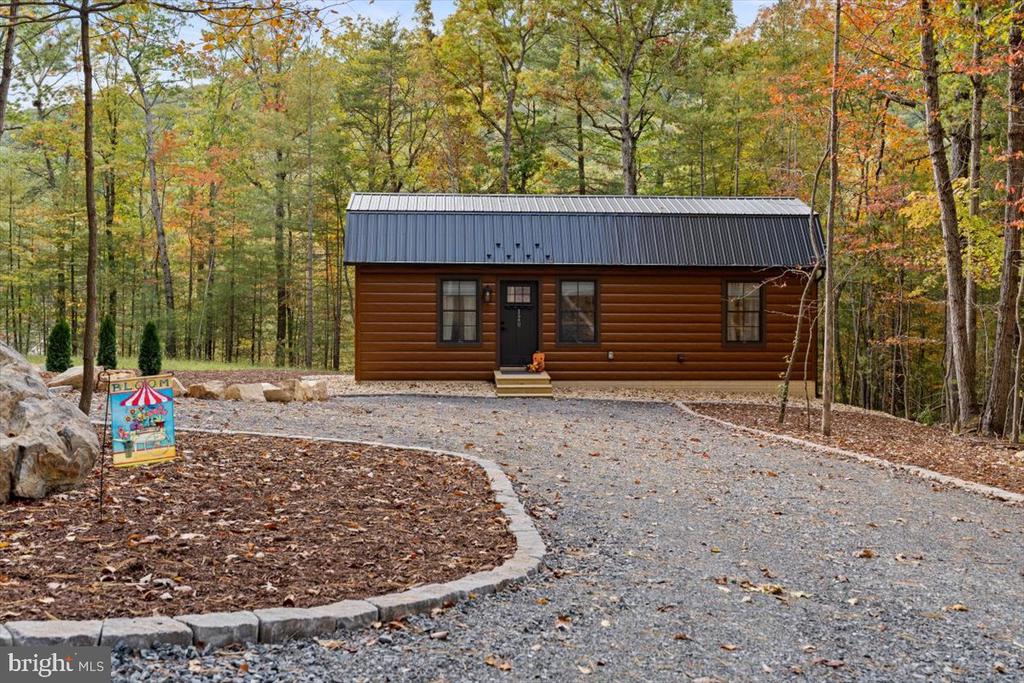 120 CATALPA CT, LURAY, Virginia 22835, 1 Bedroom Bedrooms, ,1 BathroomBathrooms,Residential,120 CATALPA CT,VAPA2006176 MLS # VAPA2006176