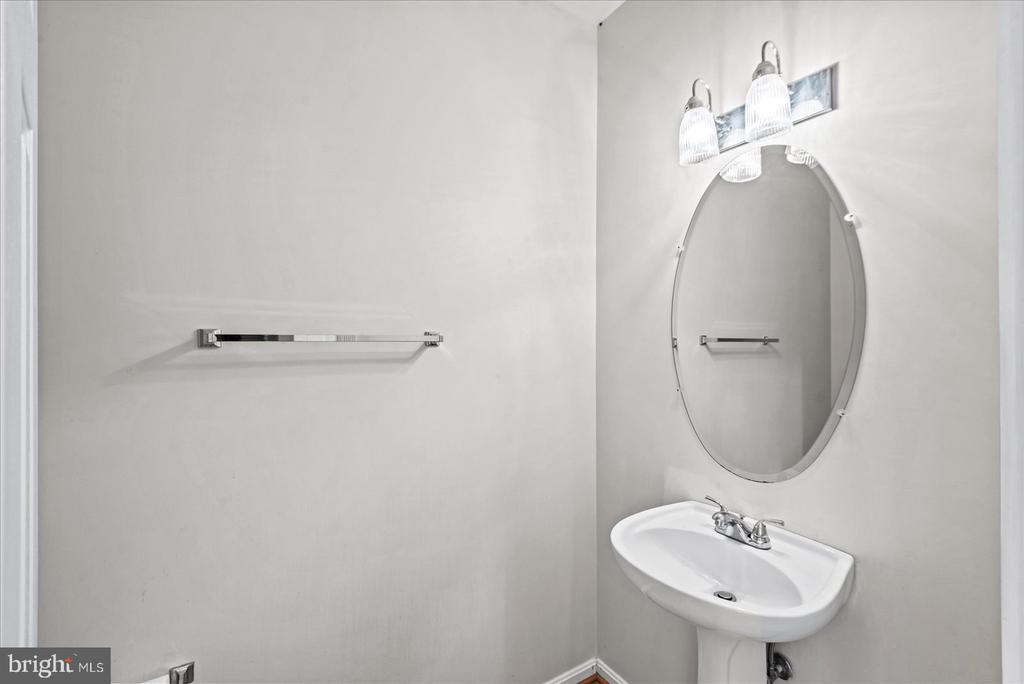 12201 STONEHENGE DR, FREDERICKSBURG, Virginia 22407, 4 Bedrooms Bedrooms, ,3 BathroomsBathrooms,Residential,12201 STONEHENGE DR,VASP2040134 MLS # VASP2040134