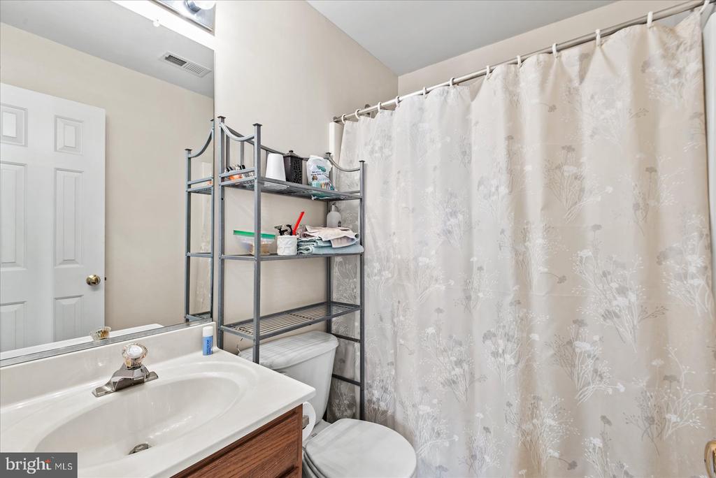 12201 STONEHENGE DR, FREDERICKSBURG, Virginia 22407, 4 Bedrooms Bedrooms, ,3 BathroomsBathrooms,Residential,12201 STONEHENGE DR,VASP2040134 MLS # VASP2040134