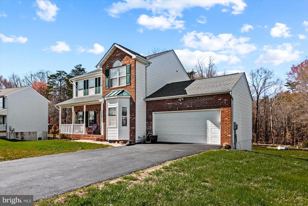 12201 STONEHENGE DR, FREDERICKSBURG, Virginia 22407, 4 Bedrooms Bedrooms, ,3 BathroomsBathrooms,Residential,12201 STONEHENGE DR,VASP2040134 MLS # VASP2040134