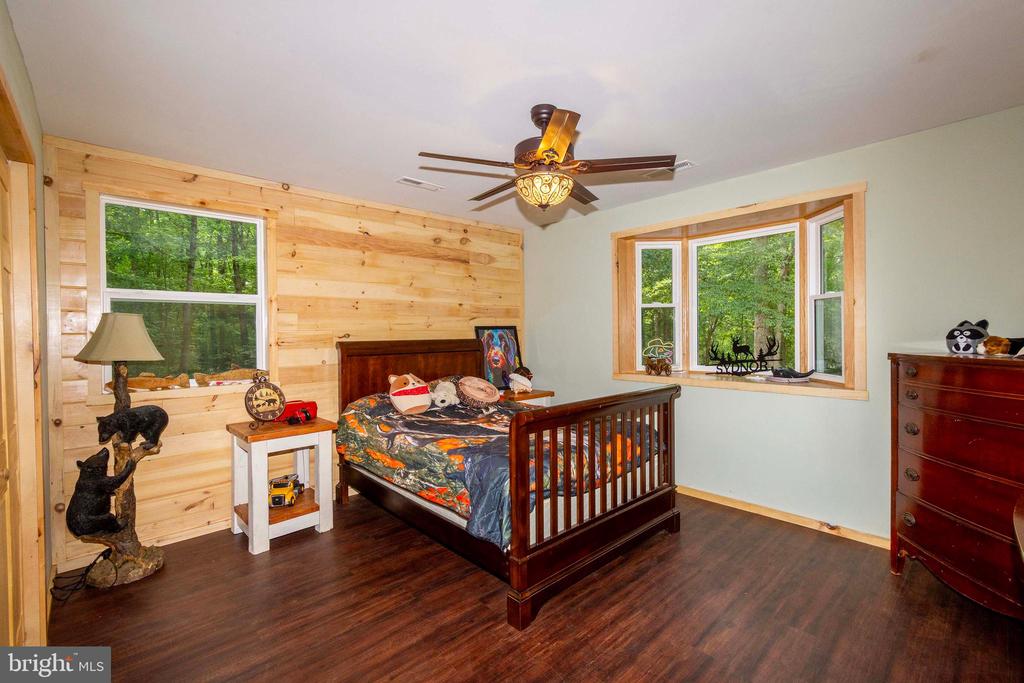 18184 CRAWFORD LN, GORDONSVILLE, Virginia 22942, 4 Bedrooms Bedrooms, ,3 BathroomsBathrooms,Residential,18184 CRAWFORD LN,VAOR2013652 MLS # VAOR2013652