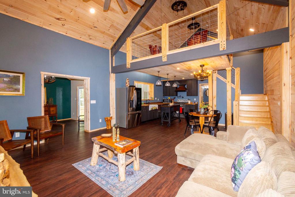 18184 CRAWFORD LN, GORDONSVILLE, Virginia 22942, 4 Bedrooms Bedrooms, ,3 BathroomsBathrooms,Residential,18184 CRAWFORD LN,VAOR2013652 MLS # VAOR2013652