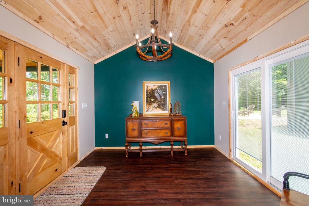 18184 CRAWFORD LN, GORDONSVILLE, Virginia 22942, 4 Bedrooms Bedrooms, ,3 BathroomsBathrooms,Residential,18184 CRAWFORD LN,VAOR2013652 MLS # VAOR2013652