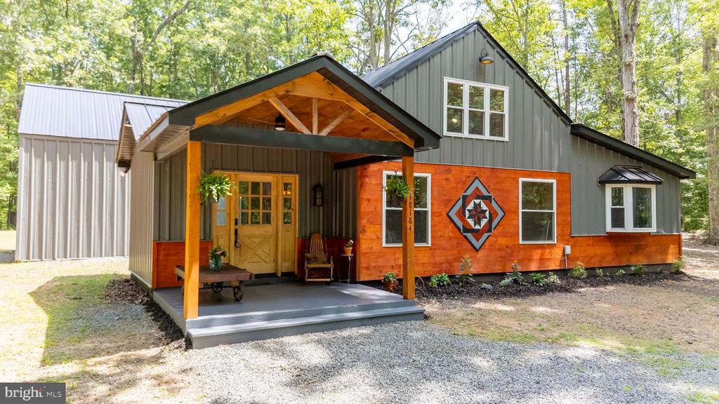 18184 CRAWFORD LN, GORDONSVILLE, Virginia 22942, 4 Bedrooms Bedrooms, ,3 BathroomsBathrooms,Residential,18184 CRAWFORD LN,VAOR2013652 MLS # VAOR2013652