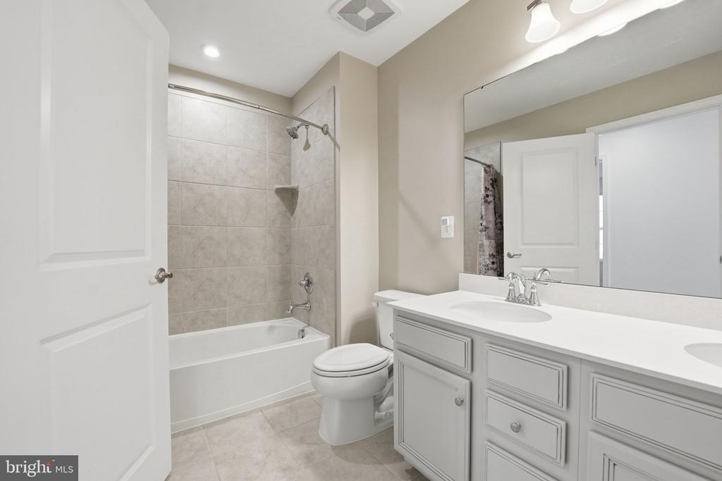 11003 WATERSTONE PL, SPOTSYLVANIA, Virginia 22551, 5 Bedrooms Bedrooms, ,5 BathroomsBathrooms,Residential,11003 WATERSTONE PL,VASP2040178 MLS # VASP2040178