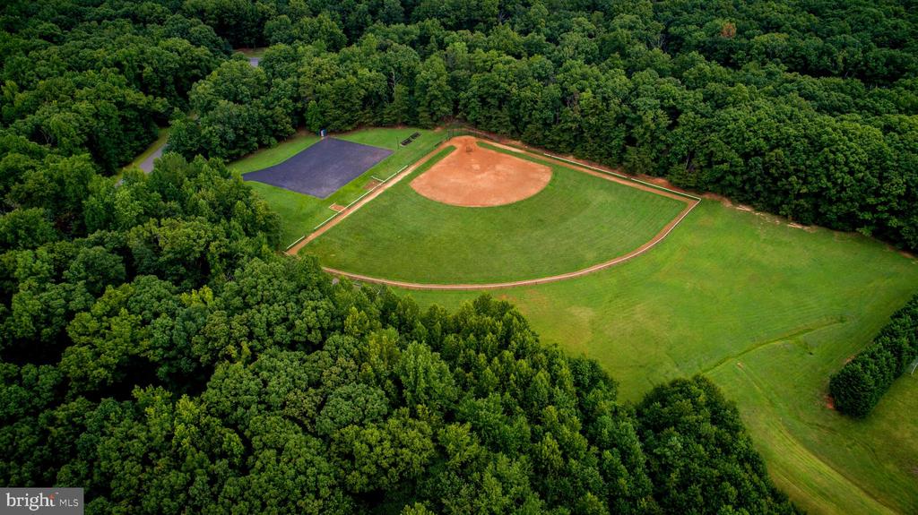 11003 WATERSTONE PL, SPOTSYLVANIA, Virginia 22551, 5 Bedrooms Bedrooms, ,5 BathroomsBathrooms,Residential,11003 WATERSTONE PL,VASP2040178 MLS # VASP2040178