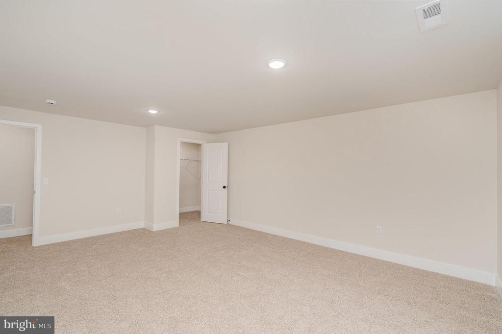 26700 DANIELS POINT DR, UNIONVILLE, Virginia 22567, 4 Bedrooms Bedrooms, ,3 BathroomsBathrooms,Residential,26700 DANIELS POINT DR,VAOR2013660 MLS # VAOR2013660