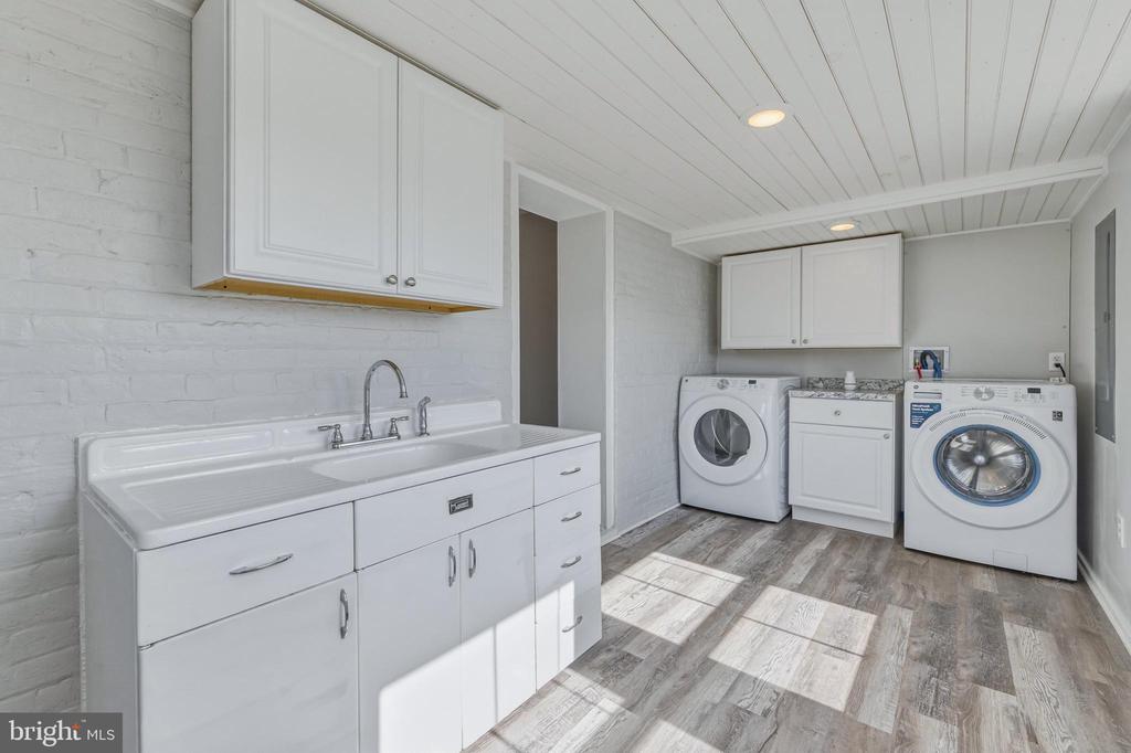 773 W MAIN ST, STANLEY, Virginia 22851, 5 Bedrooms Bedrooms, ,3 BathroomsBathrooms,Residential,773 W MAIN ST,VAPA2006202 MLS # VAPA2006202 773 W MAIN ST, STANLEY, Virginia 22851, 5 Bedrooms Bedrooms, ,3 BathroomsBathrooms,Residential,773 W MAIN ST,VAPA2006202 MLS # VAPA2006202