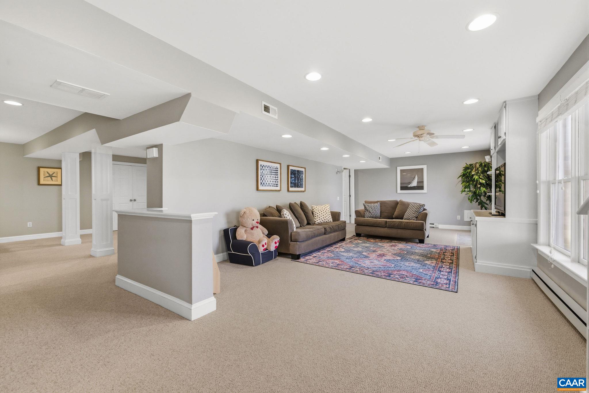 1782 SHELBOURN LN, KESWICK, Virginia 22947, 4 Bedrooms Bedrooms, ,3 BathroomsBathrooms,Residential,1782 SHELBOURN LN,674350 MLS # 674350 1782 SHELBOURN LN, KESWICK, Virginia 22947, 4 Bedrooms Bedrooms, ,3 BathroomsBathrooms,Residential,1782 SHELBOURN LN,674350 MLS # 674350