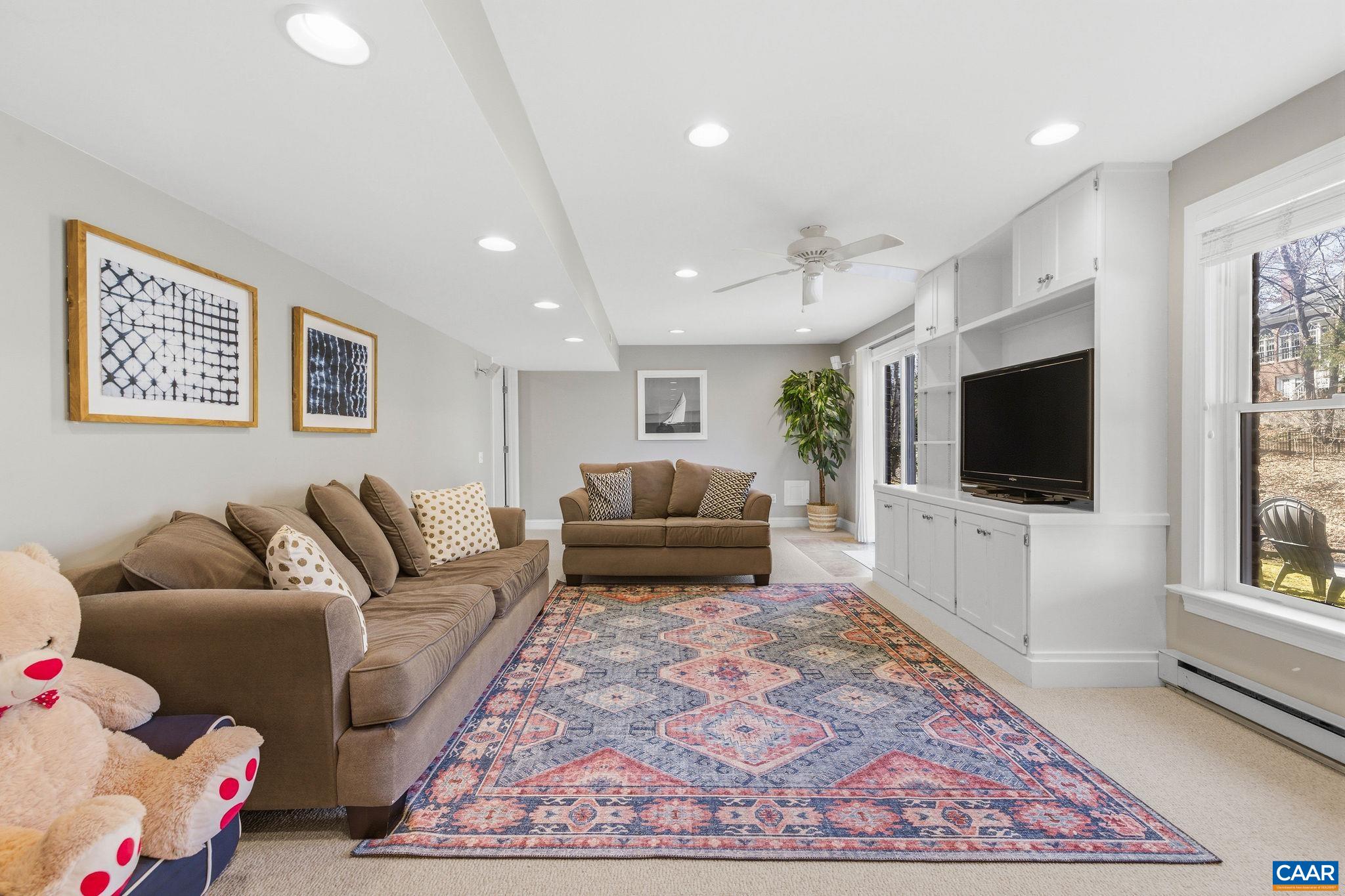 1782 SHELBOURN LN, KESWICK, Virginia 22947, 4 Bedrooms Bedrooms, ,3 BathroomsBathrooms,Residential,1782 SHELBOURN LN,674350 MLS # 674350 1782 SHELBOURN LN, KESWICK, Virginia 22947, 4 Bedrooms Bedrooms, ,3 BathroomsBathrooms,Residential,1782 SHELBOURN LN,674350 MLS # 674350