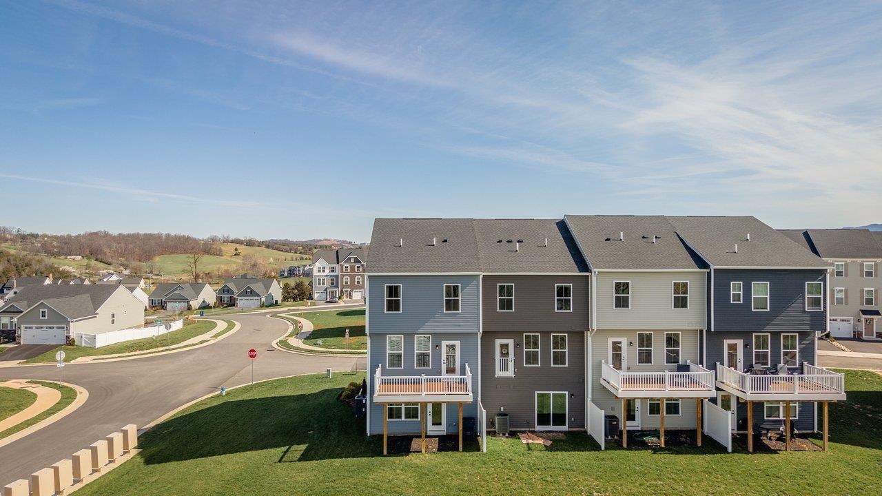 4504 FOUNTAINBRIDGE CT, ROCKINGHAM, Virginia 22801, 3 Bedrooms Bedrooms, ,2 BathroomsBathrooms,Residential,4504 FOUNTAINBRIDGE CT,674657 MLS # 674657 4504 FOUNTAINBRIDGE CT, ROCKINGHAM, Virginia 22801, 3 Bedrooms Bedrooms, ,2 BathroomsBathrooms,Residential,4504 FOUNTAINBRIDGE CT,674657 MLS # 674657